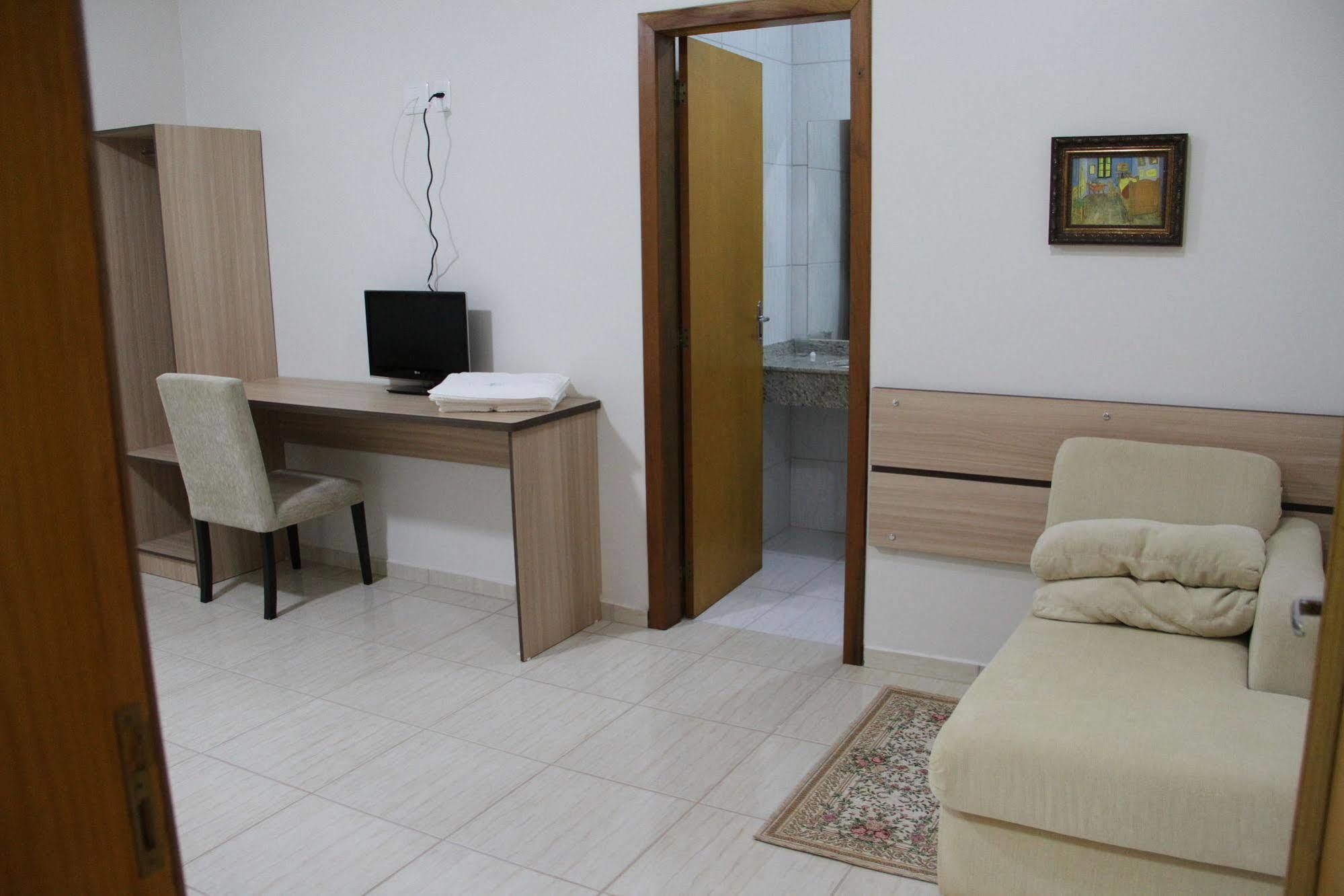 Hotel Monet Erechim Ngoại thất bức ảnh
